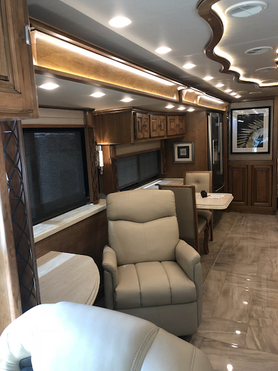 2018 Prevost Tiffin For Sale