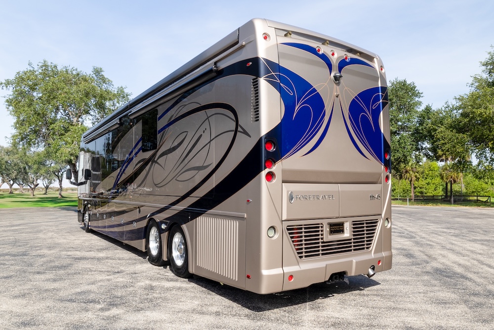 2019 Foretravel  For Sale