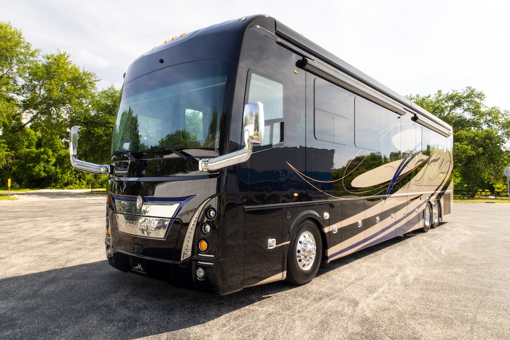 2019 Foretravel  For Sale