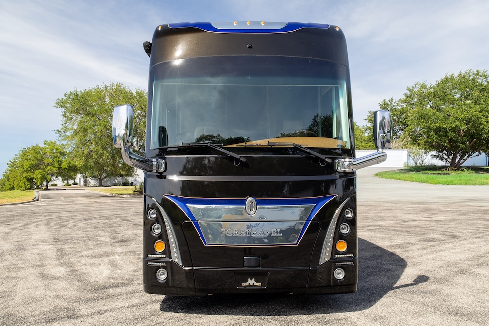 2019 Foretravel  For Sale