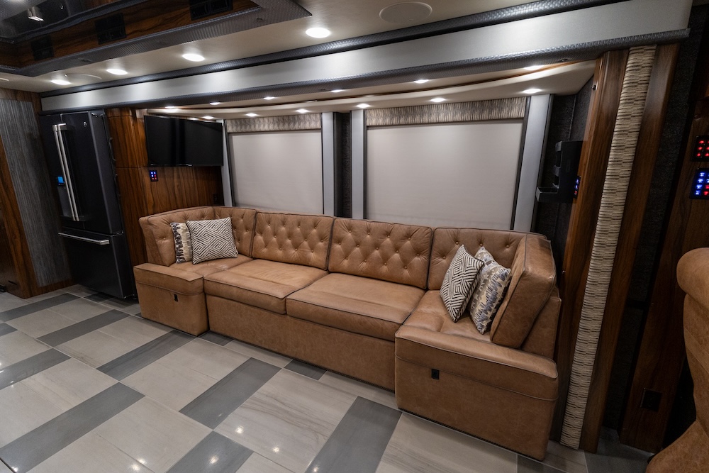 2019 Foretravel  For Sale