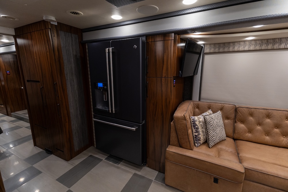 2019 Foretravel  For Sale