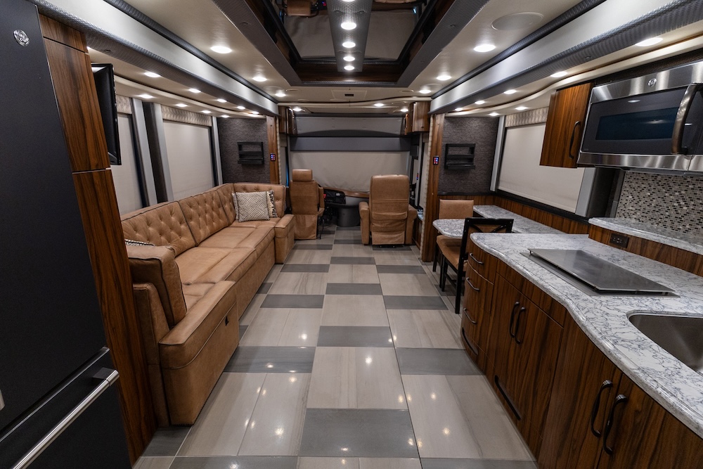 2019 Foretravel  For Sale