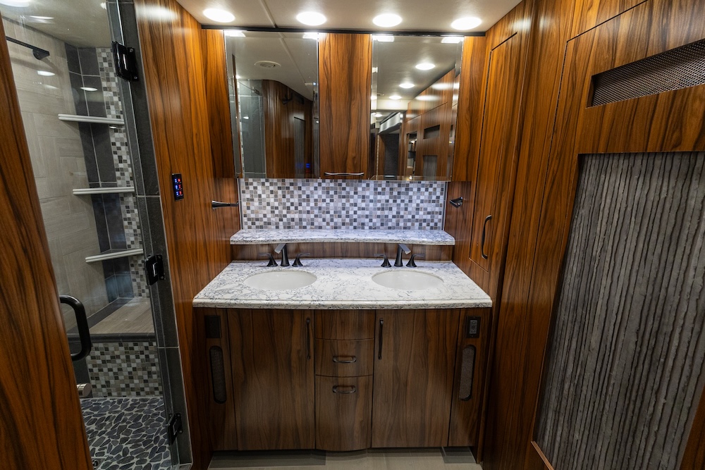 2019 Foretravel  For Sale
