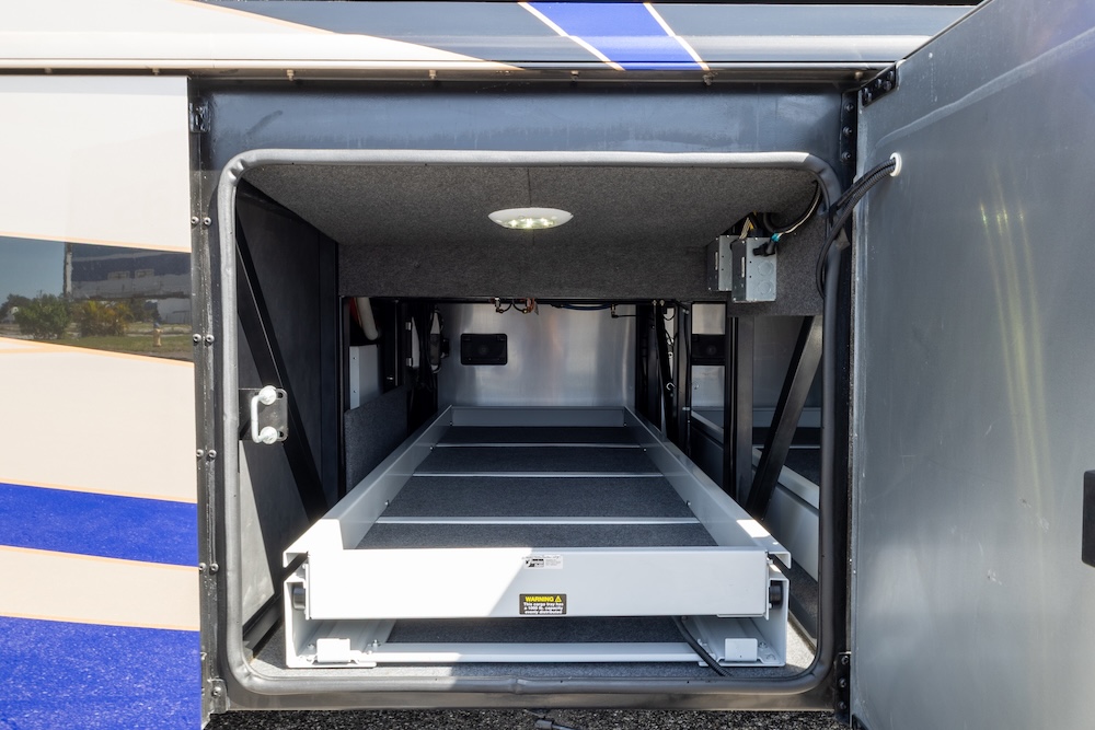 2019 Foretravel  For Sale