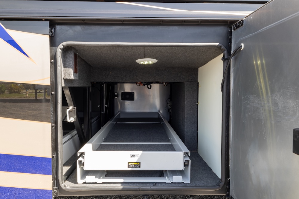 2019 Foretravel  For Sale
