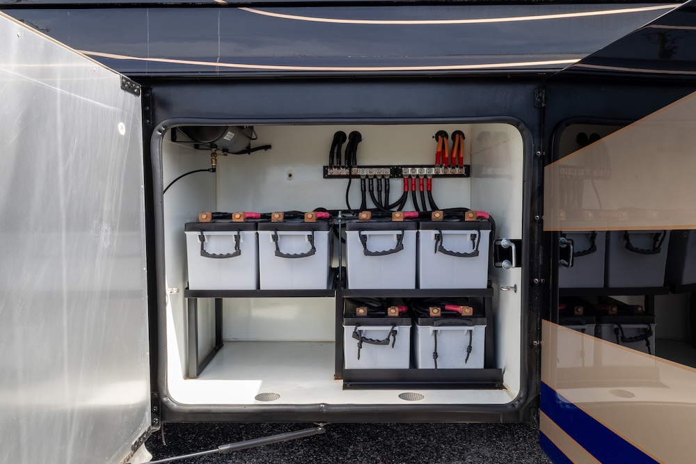 2019 Foretravel  For Sale