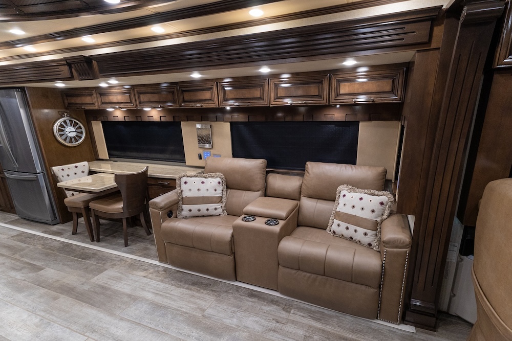 2019 Newmar London Aire For Sale