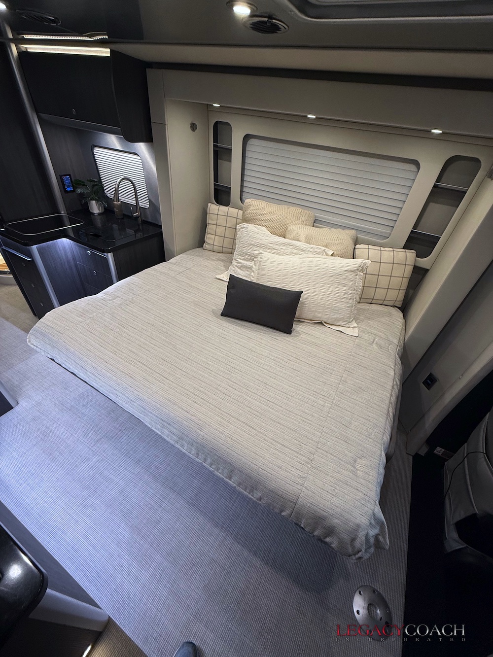 2020 Airstream Atlas For Sale