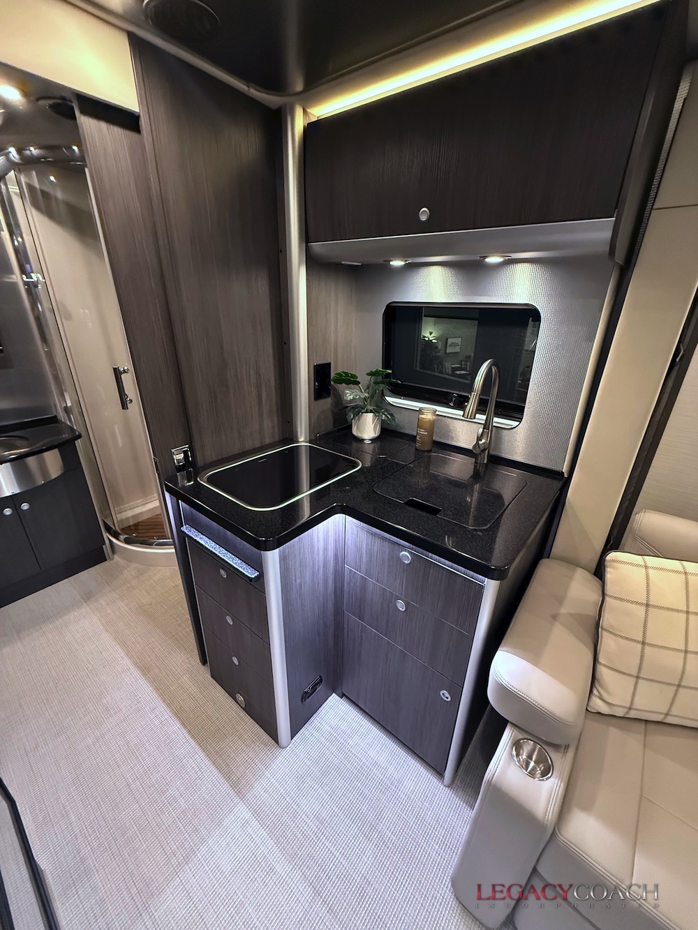 2020 Airstream Atlas For Sale