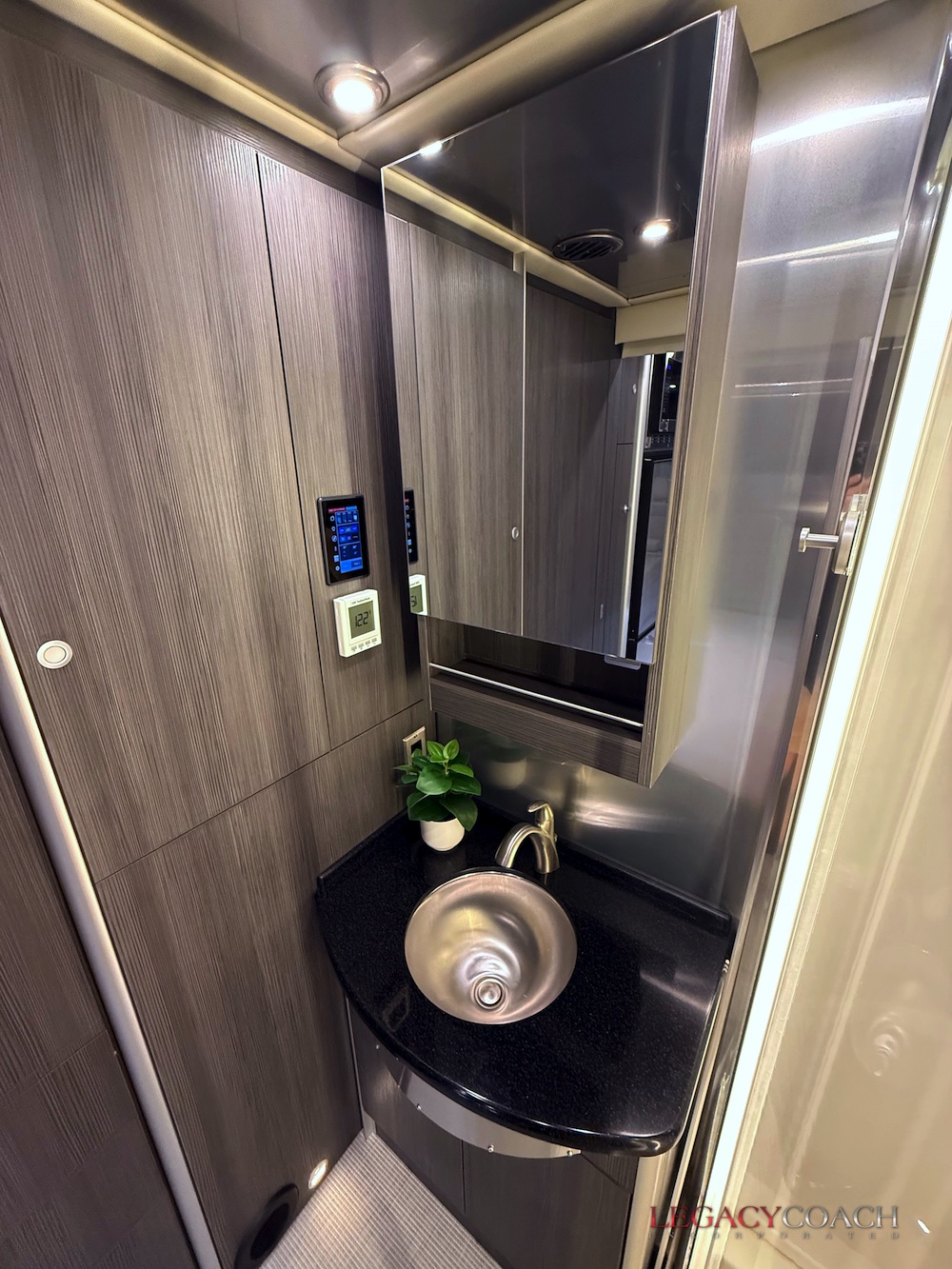 2020 Airstream Atlas For Sale