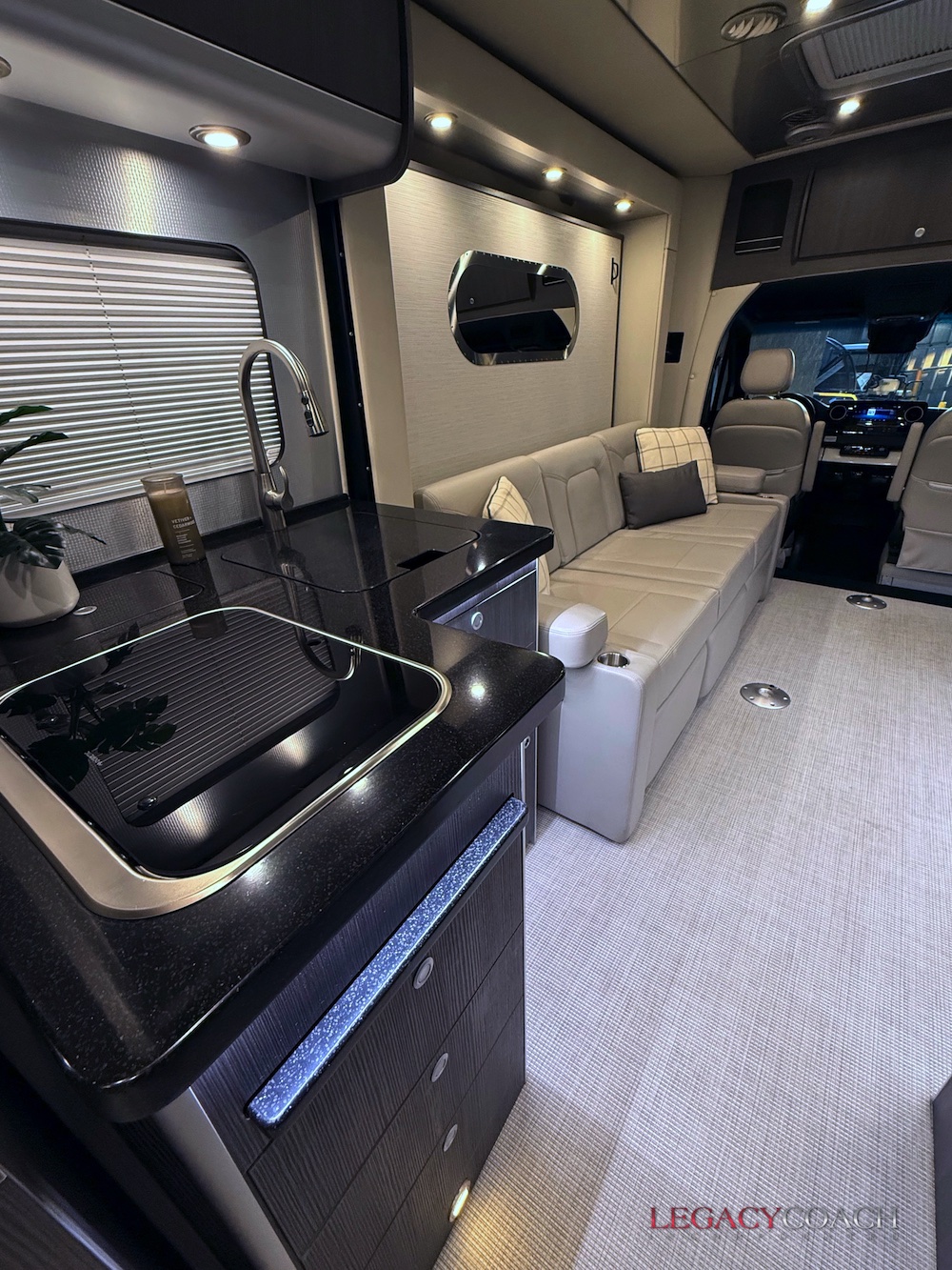 2020 Airstream Atlas For Sale