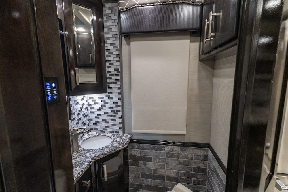 2020 Foretravel For Sale