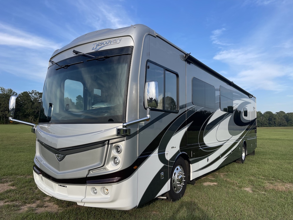 2021 Fleetwood Discovery For Sale