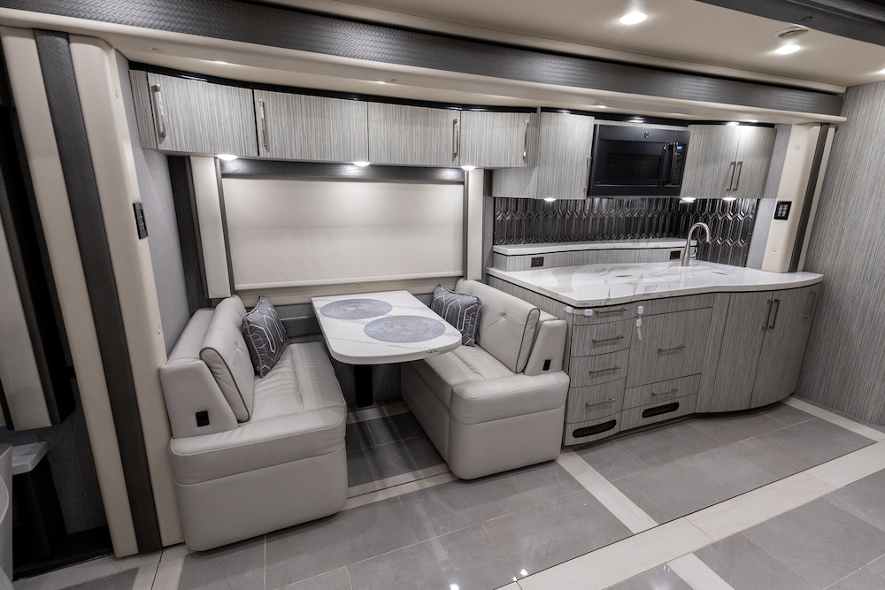 2021 Foretravel For Sale