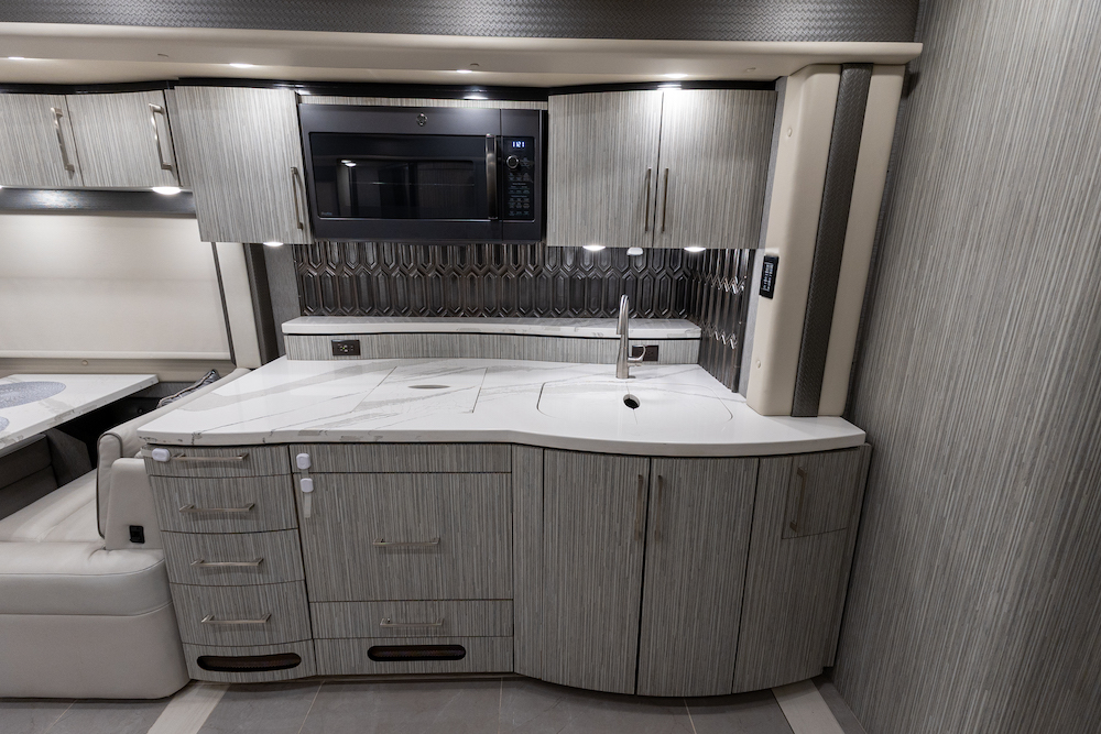 2021 Foretravel For Sale
