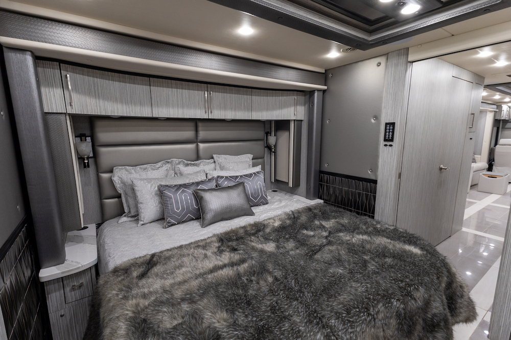 2021 Foretravel For Sale