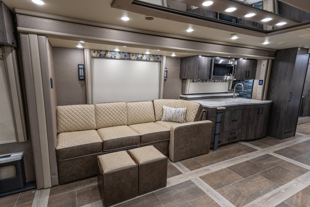 2022 Foretravel For Sale