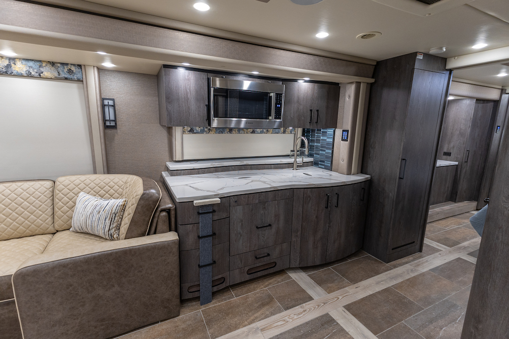 2022 Foretravel For Sale