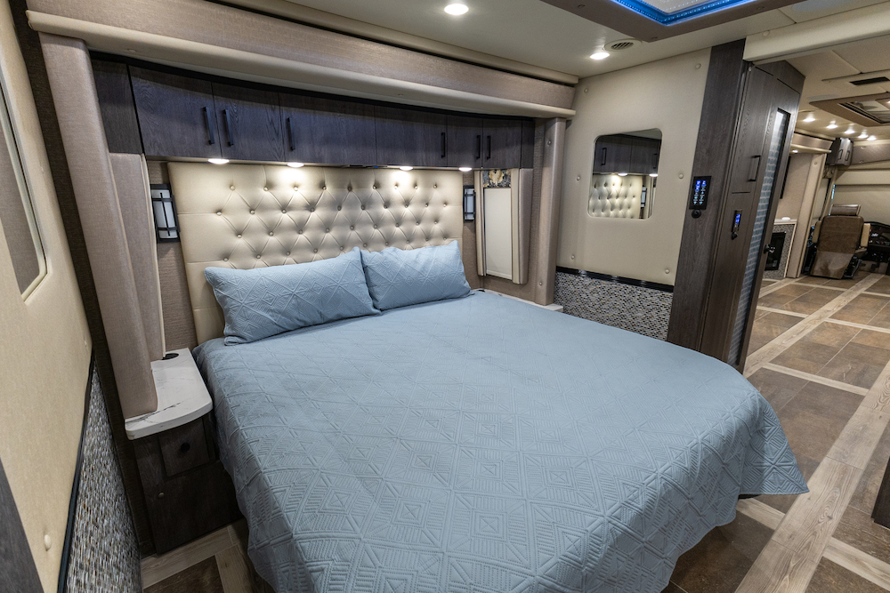 2022 Foretravel For Sale
