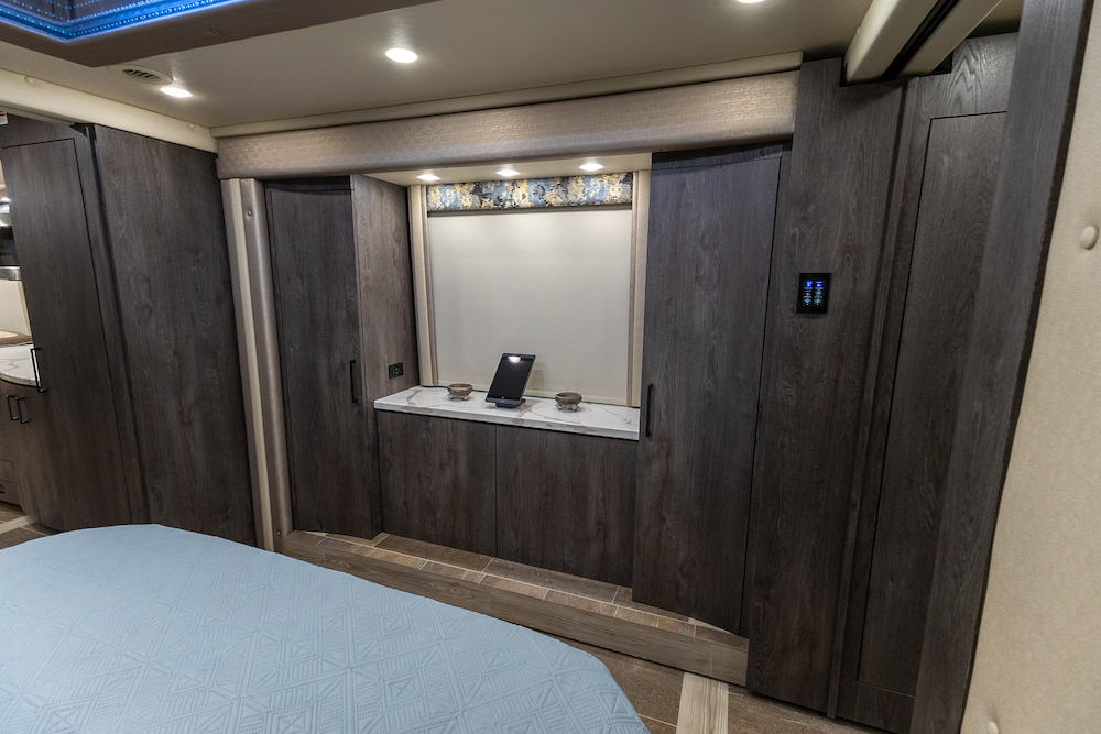 2022 Foretravel For Sale