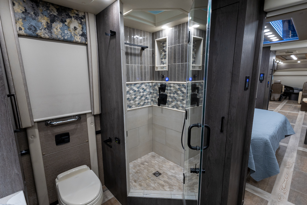 2022 Foretravel For Sale