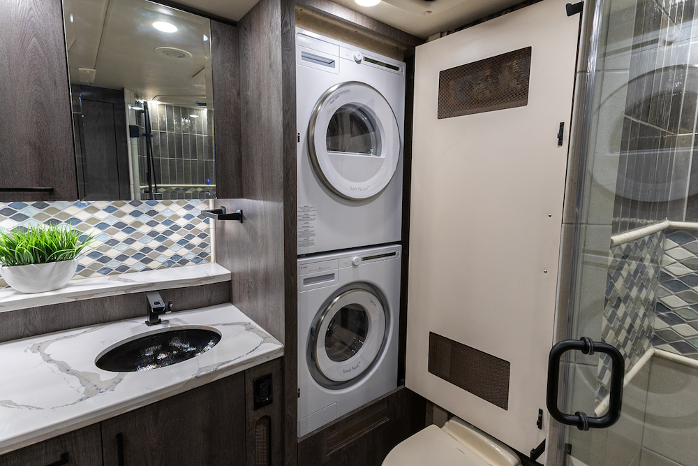 2022 Foretravel For Sale