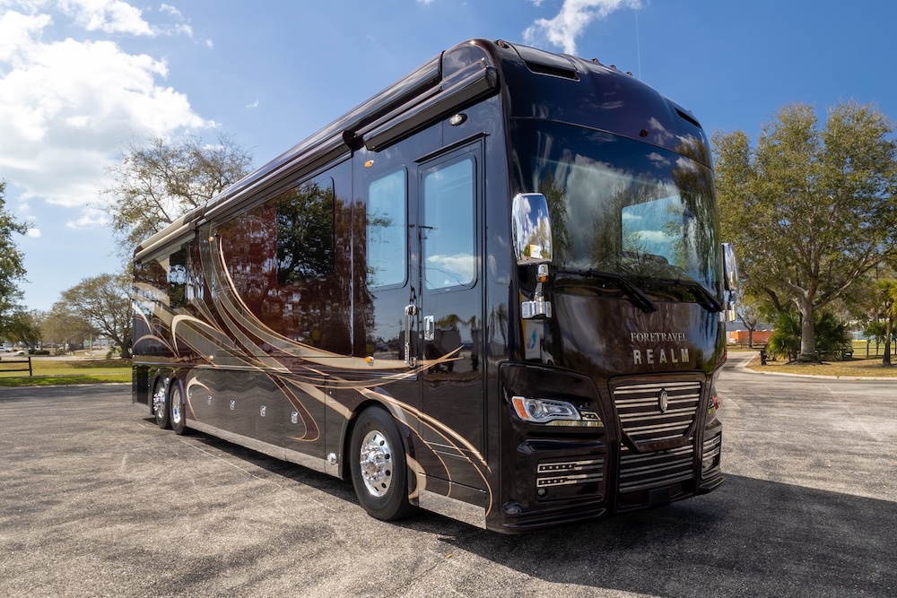 2022 Foretravel For Sale