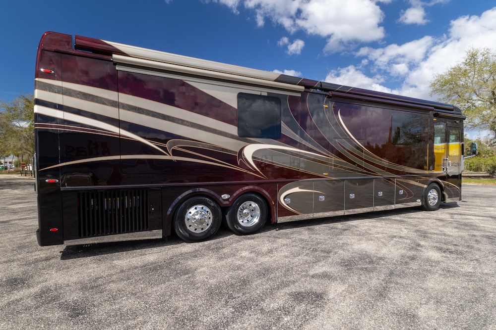 2022 Foretravel For Sale