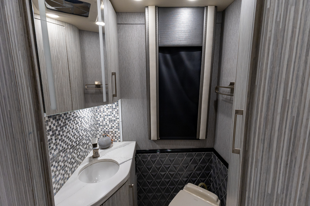 2022 Foretravel For Sale