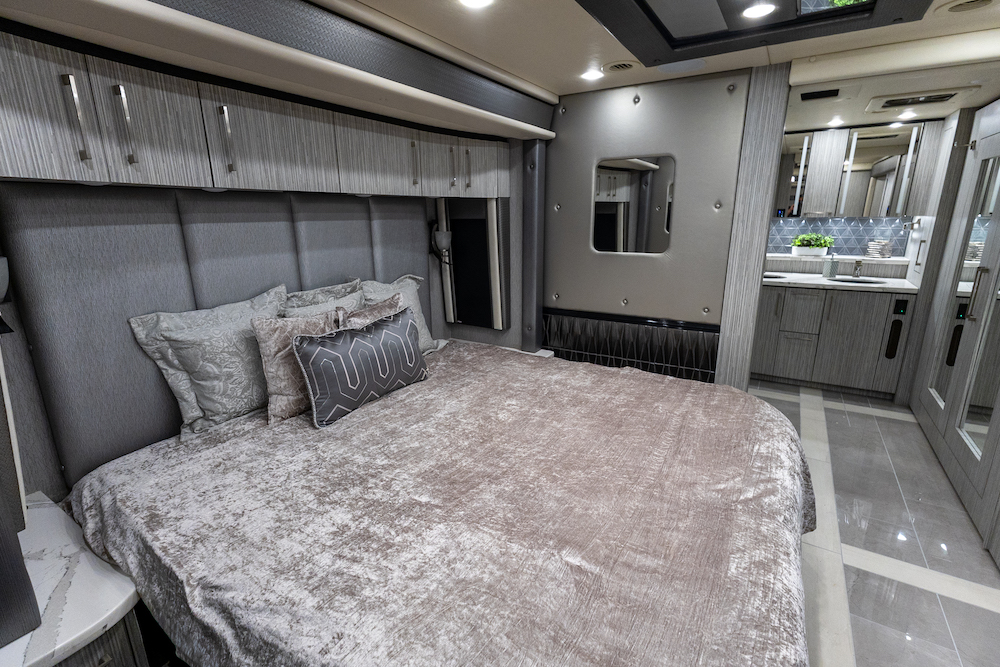 2022 Foretravel For Sale