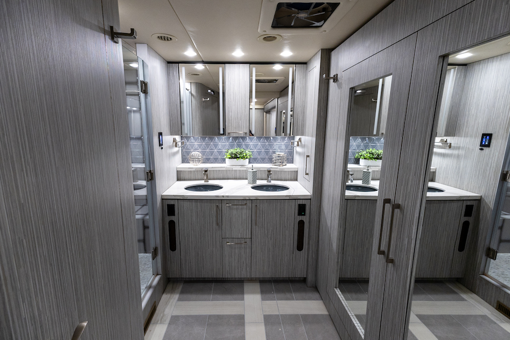 2022 Foretravel For Sale
