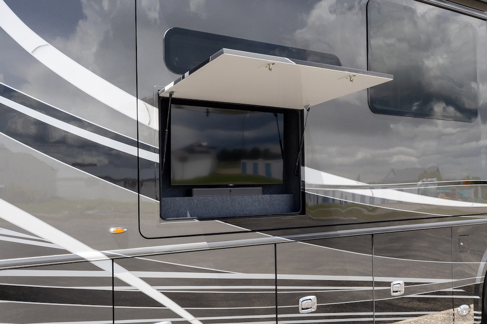 2022 Foretravel For Sale