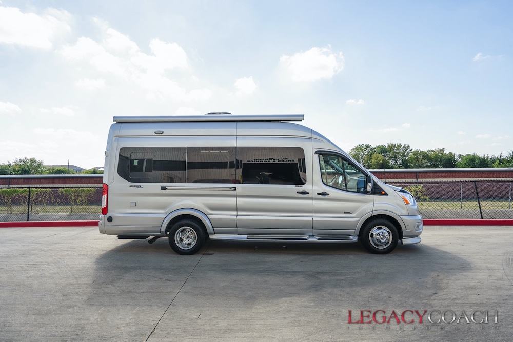 2022 PLuxury VanFor Sale
