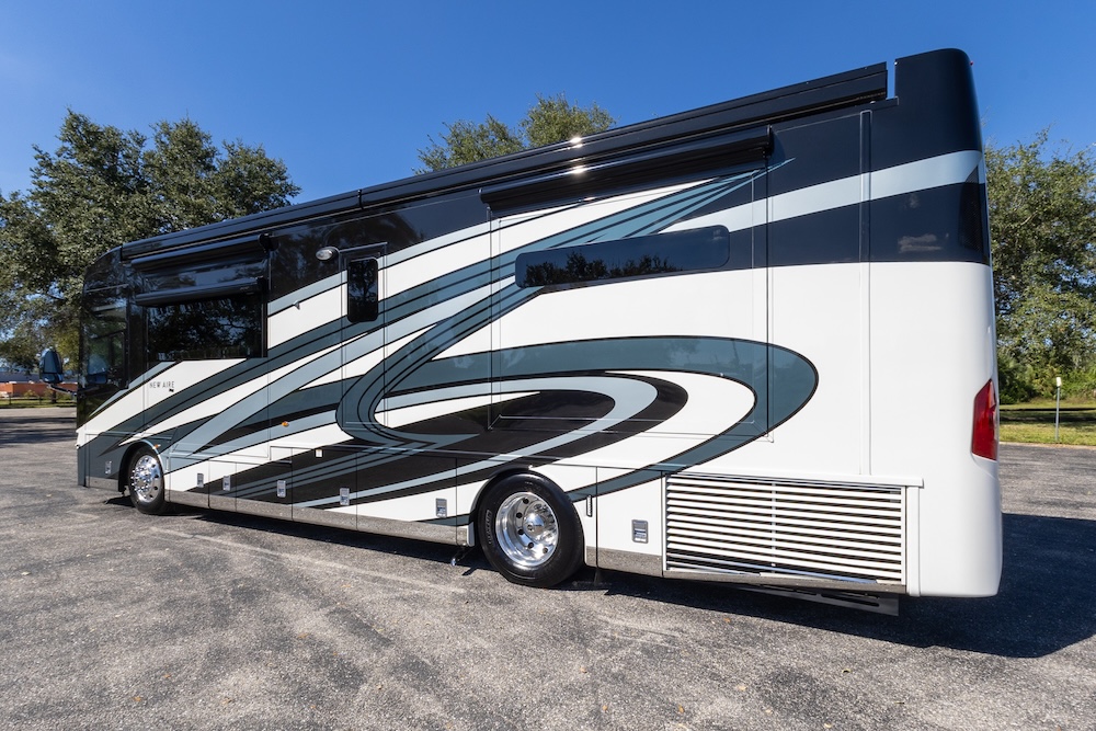 2022 Newmar New Aire For Sale