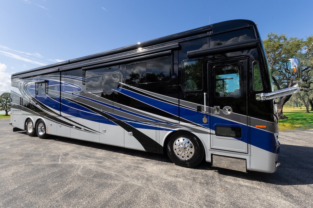 2022 Tiffin Allegro  For Sale