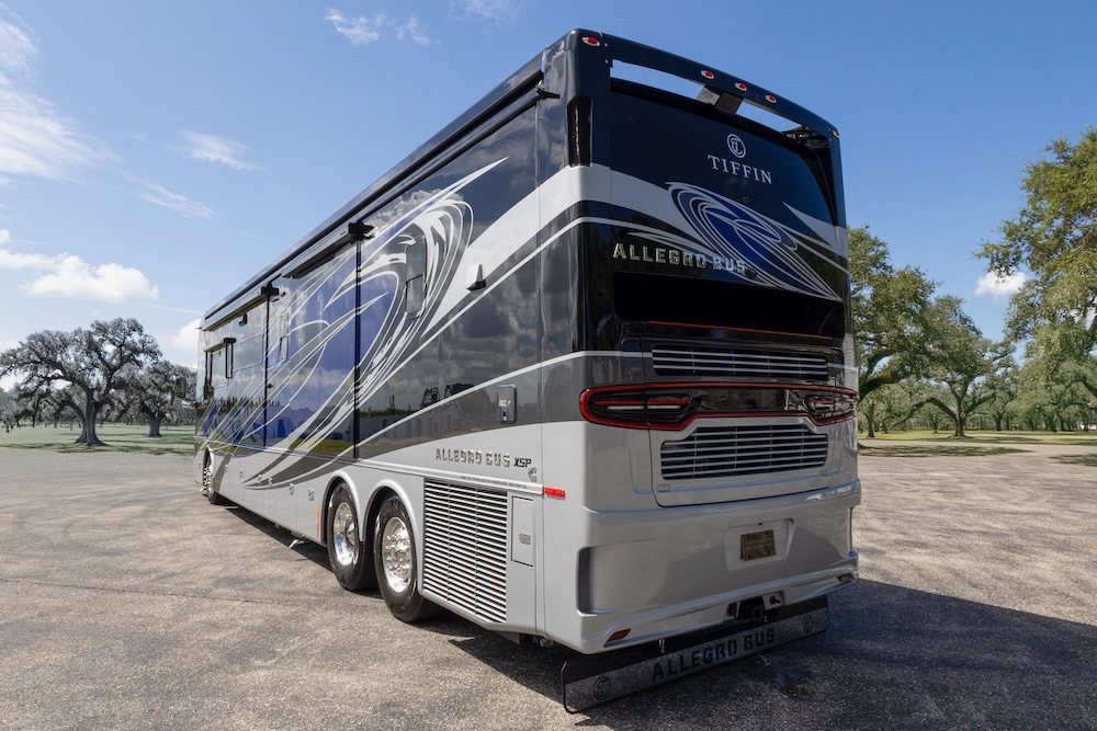 2022 Tiffin Allegro  For Sale