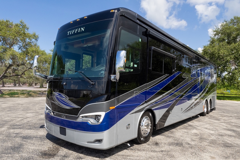 2022 Tiffin Allegro  For Sale