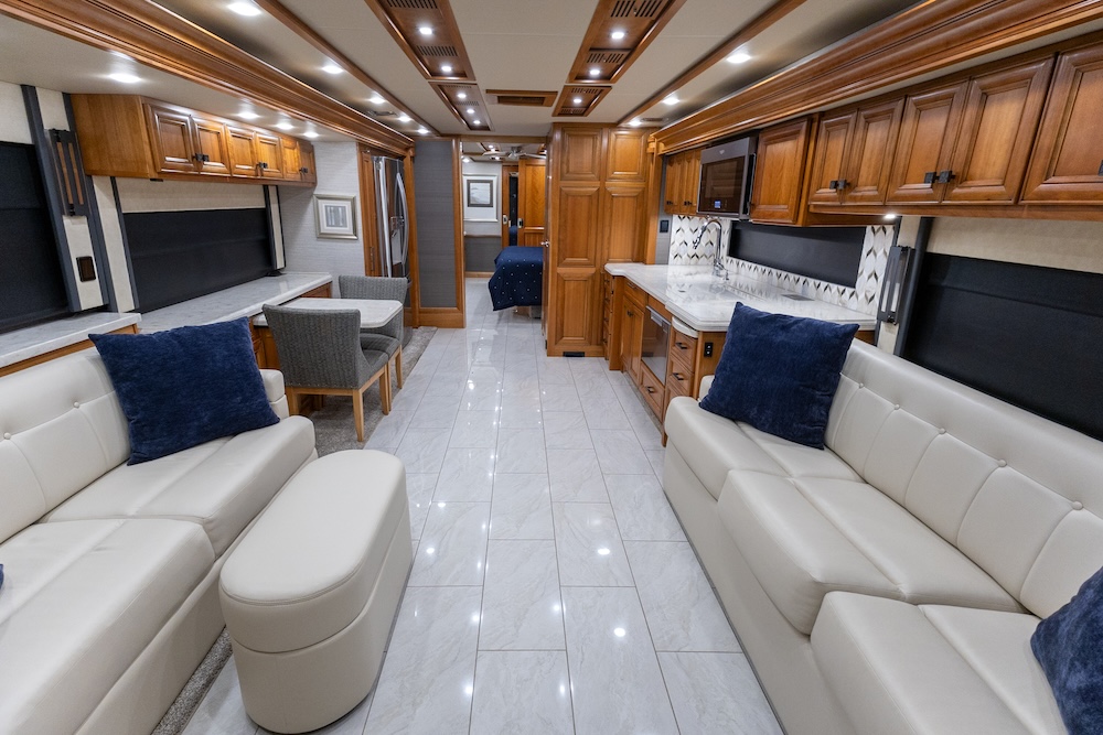 2022 Tiffin Allegro  For Sale