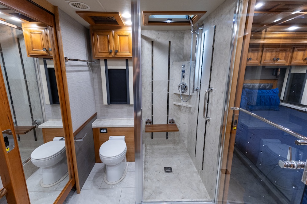 2022 Tiffin Allegro  For Sale