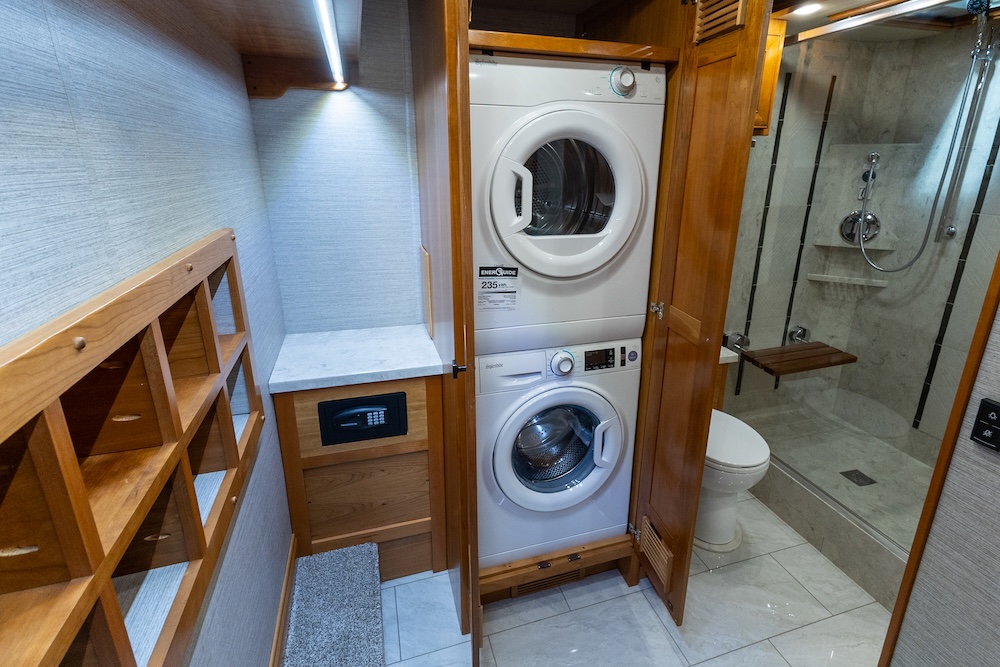 2022 Tiffin Allegro  For Sale