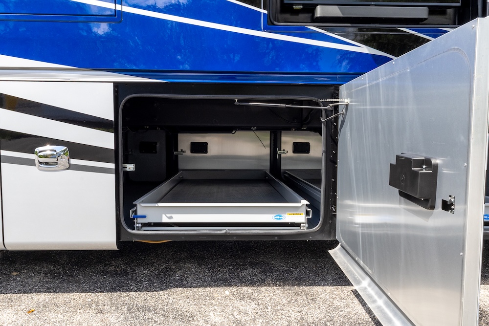 2022 Tiffin Allegro  For Sale