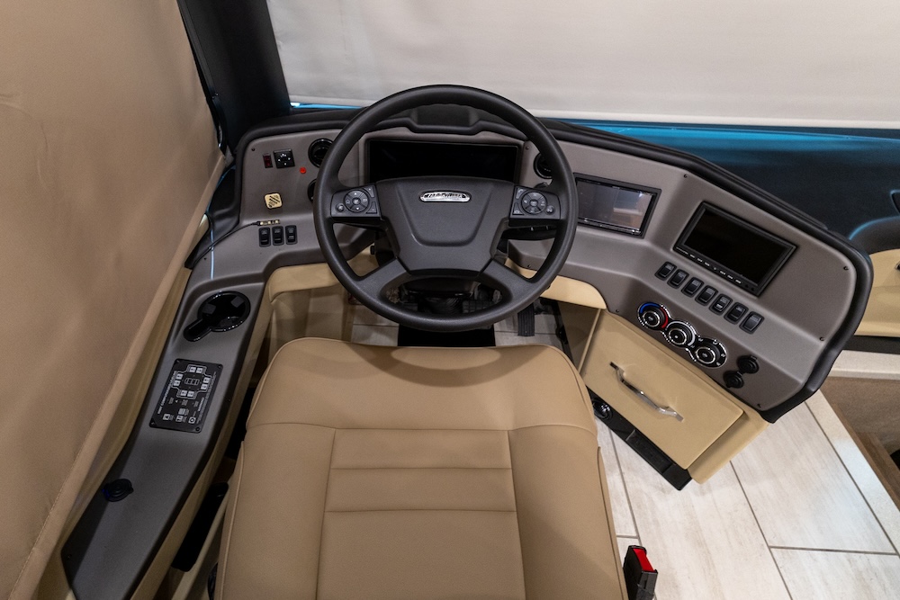 2022 Allegro red For Sale