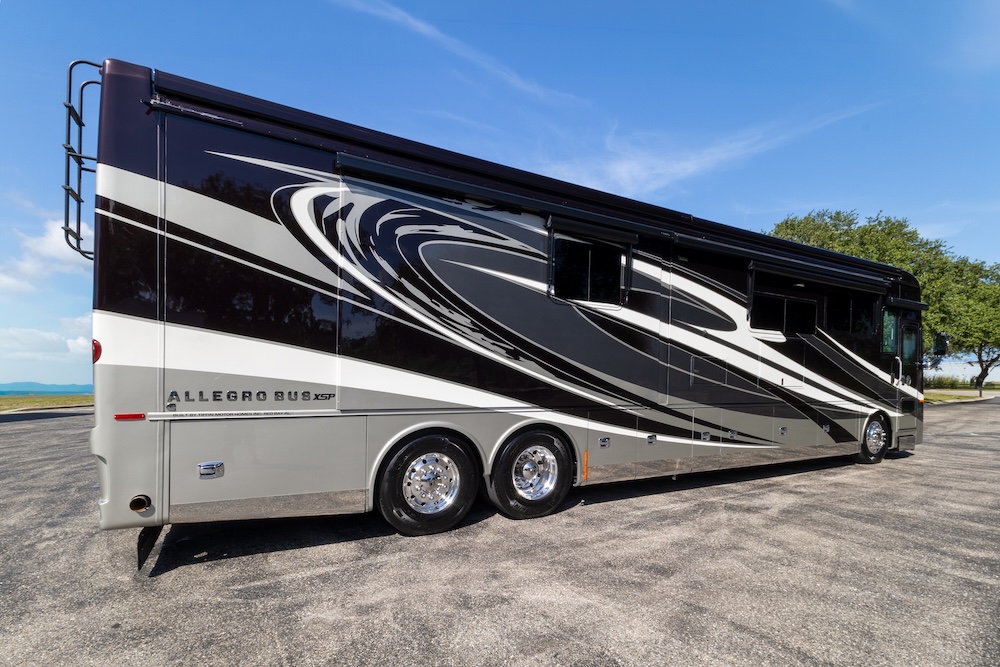 2022 Tiffin Allegro For Sale
