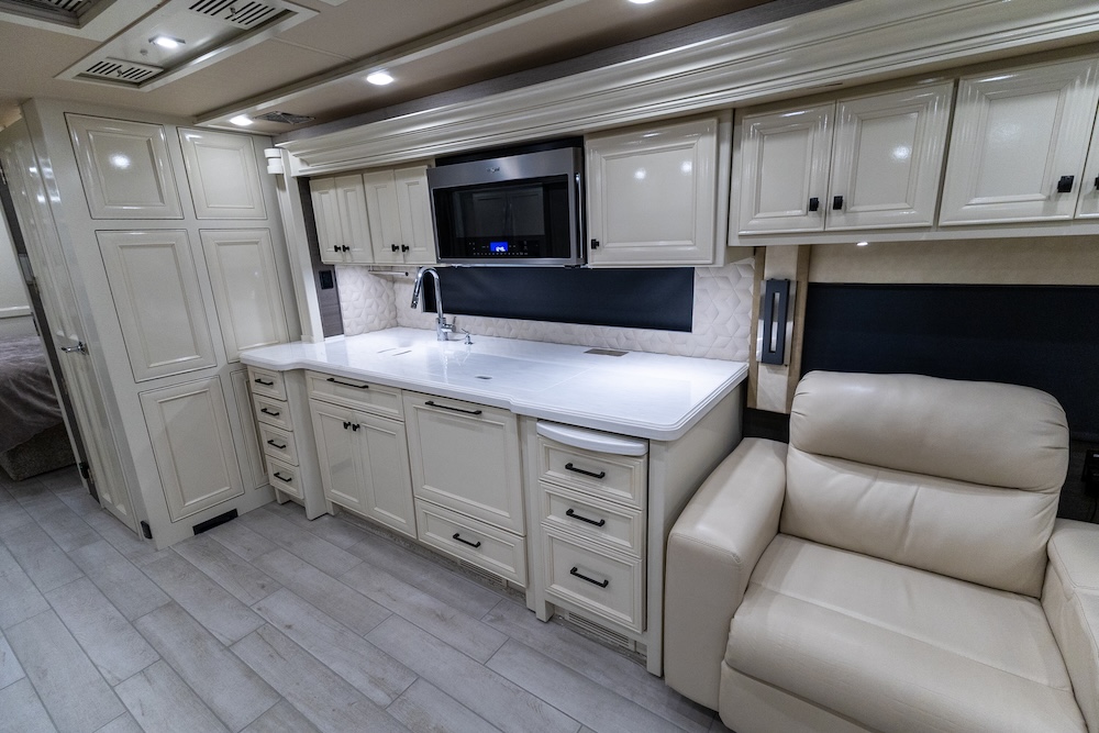 2022 Tiffin Allegro For Sale
