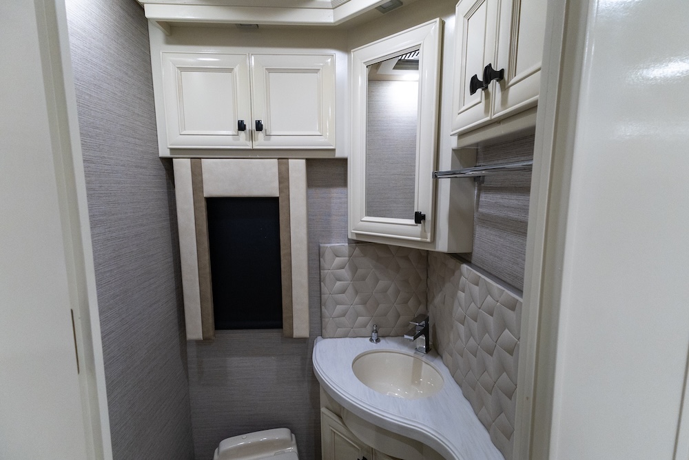 2022 Tiffin Allegro For Sale