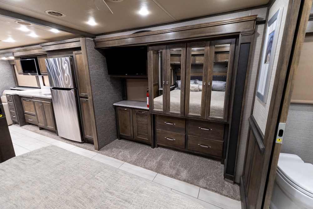 2022 Tiffin Allegro Red For Sale