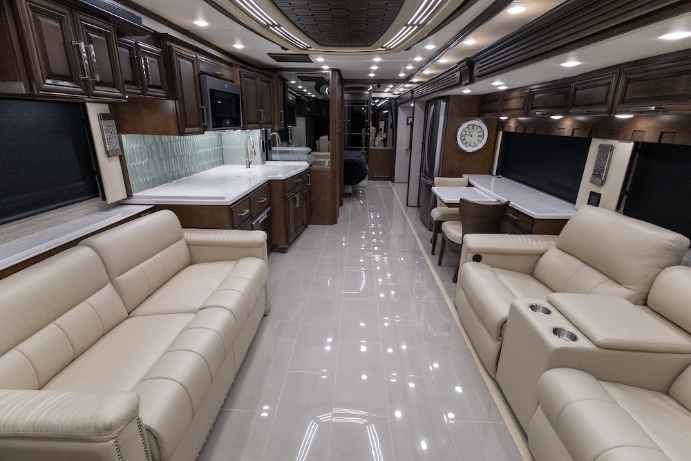 2023 Newmar London Aire For Sale
