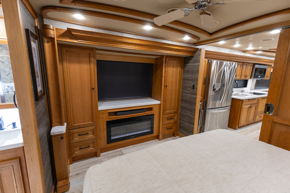 2023 Tiffin Allegro For Sale