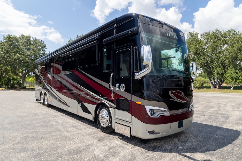 2023 Tiffin Allegro For Sale